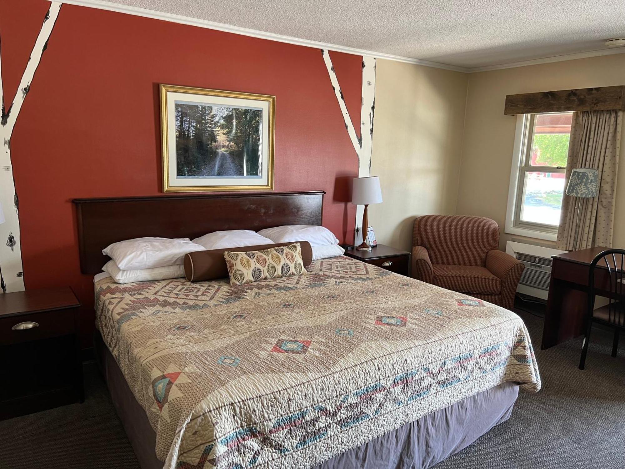 Cedar Hill Lodge Saint Ignace Bagian luar foto